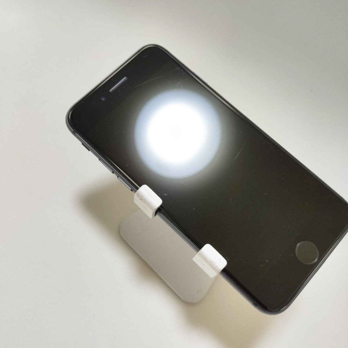 激安直営店 【バッテリー88%】 iPhone 8 SIMフリー スペースグレイ 64