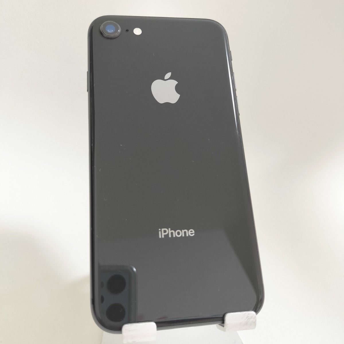 iPhone 8 64GB スペースグレイ SIMフリー バッテリー残98%
