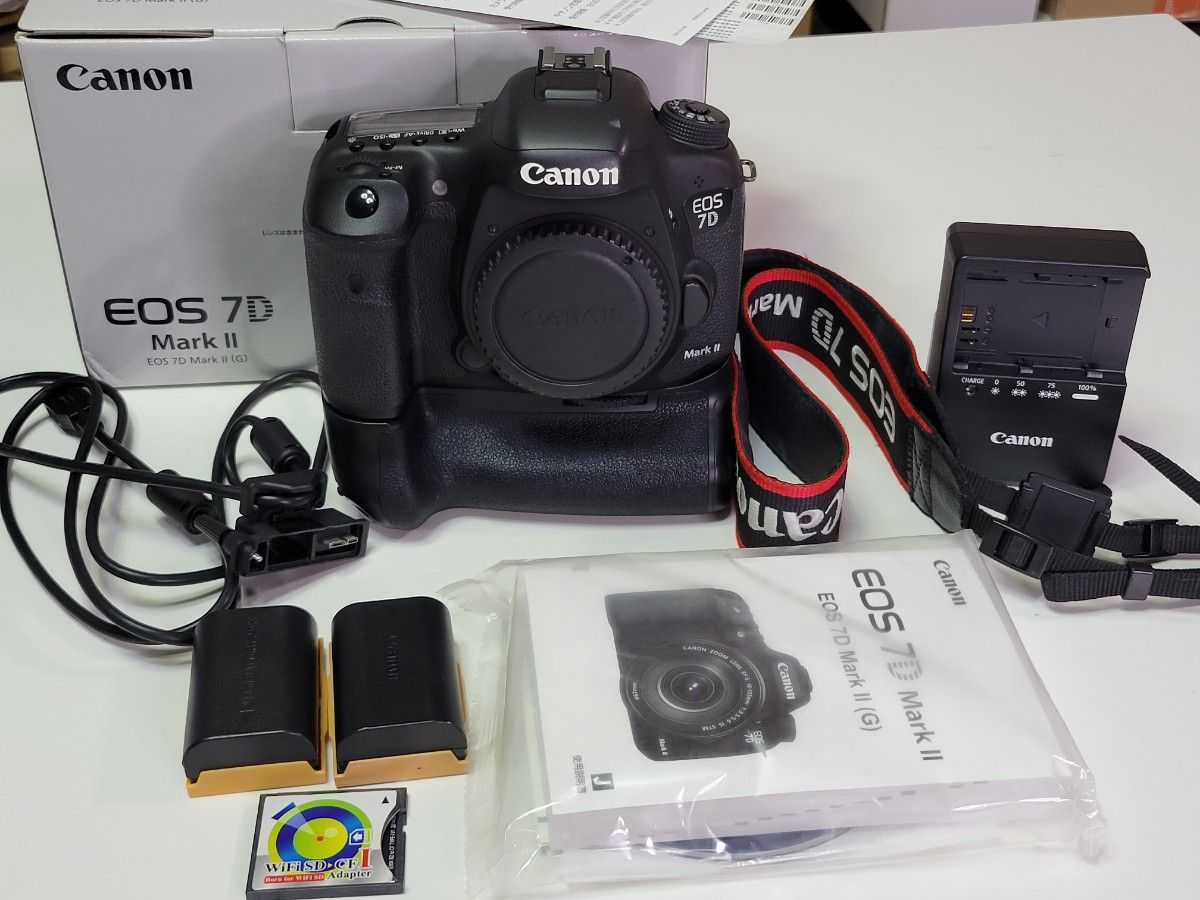 Canon EOS 7Dmk2 バッテリーグリップ オマケ｜Yahoo!フリマ（旧PayPay