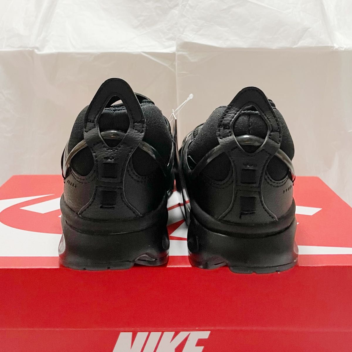 ours コウタ着 Nike Air Kukini 黒 ナイキ エア クキニ