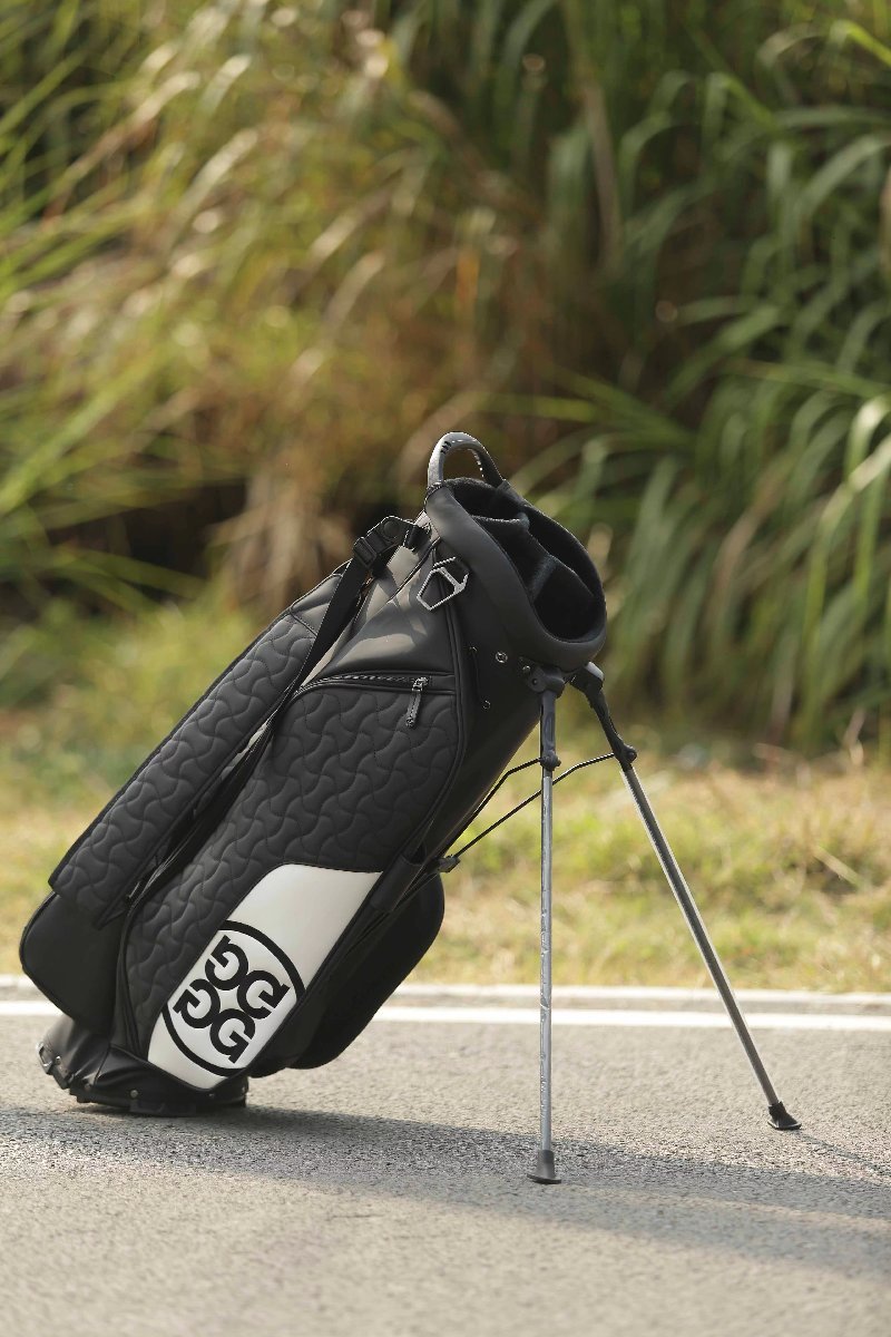 ジーフォア ゴルフ キャディバッグ スタンド式バッグ 黒 ブラック