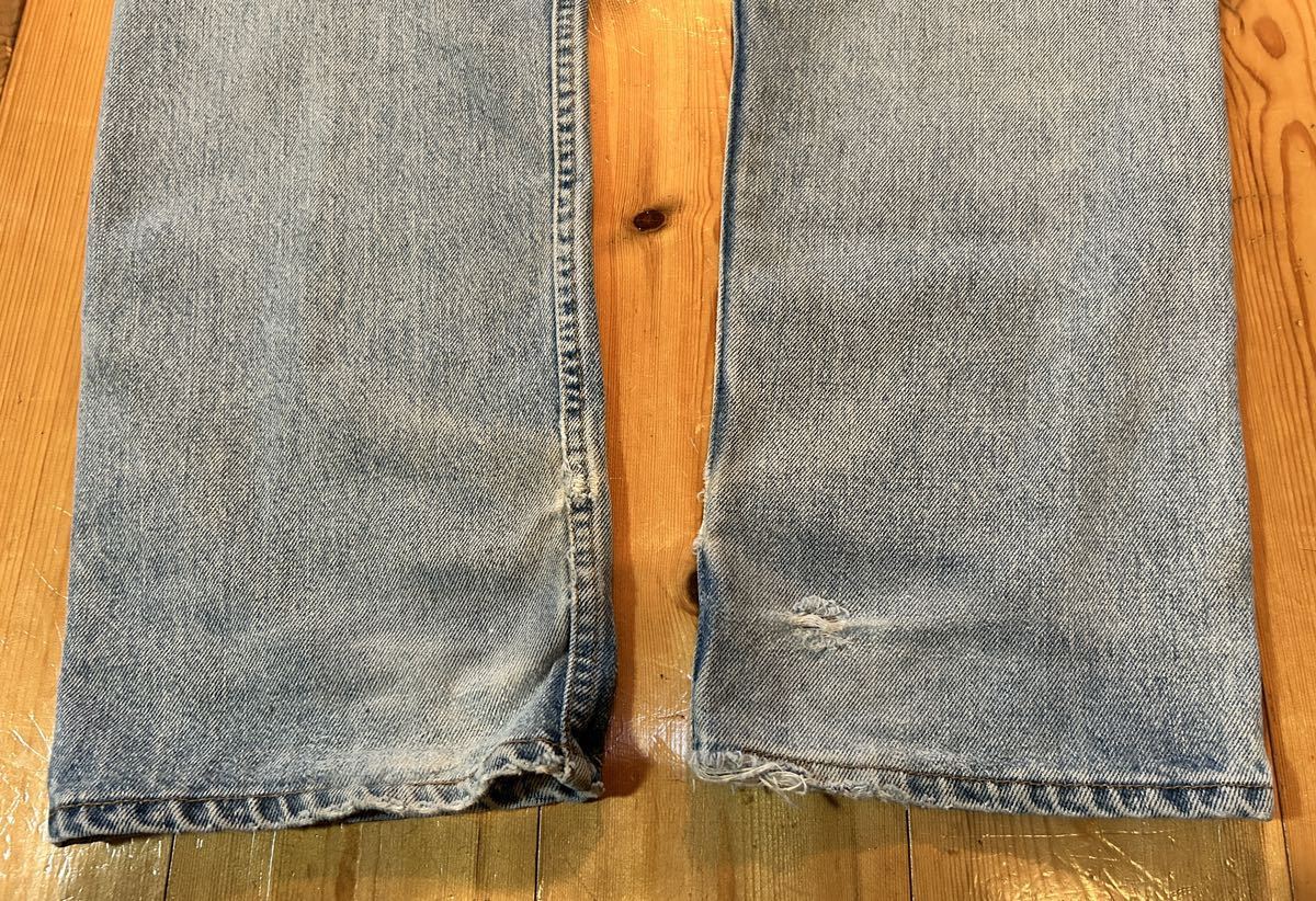 USA製 96年製Levis リーバイス 505 W34 L32 アメリカ古着 デニムパンツ ジーンズ501 OLD オールド Vintage ヴィンテージ 90s_右後ダメージ