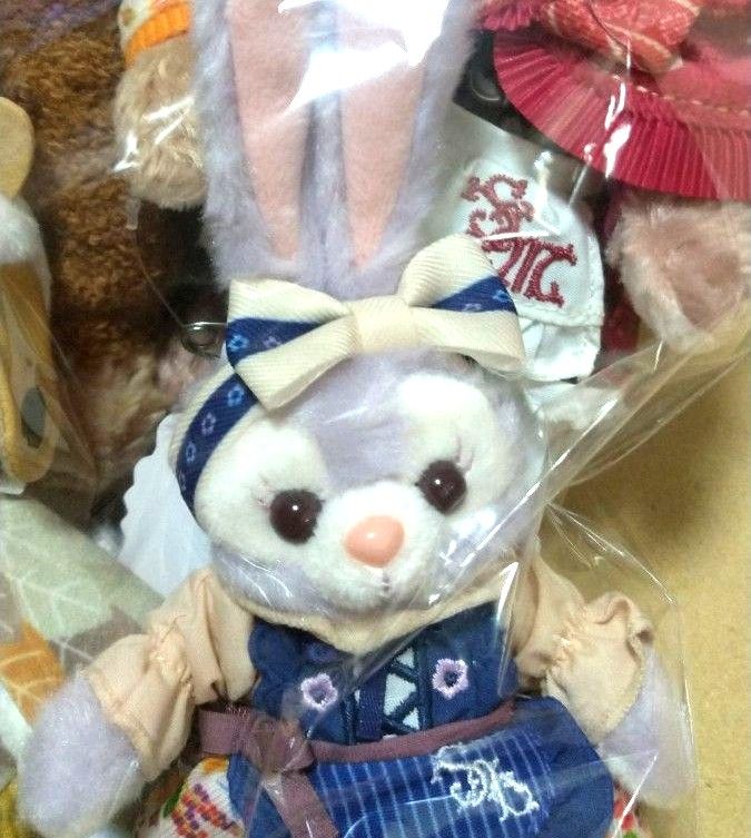 新品未使用タグ付き ディズニーシー 秋のぼうけん ぬいぐるみバッジ