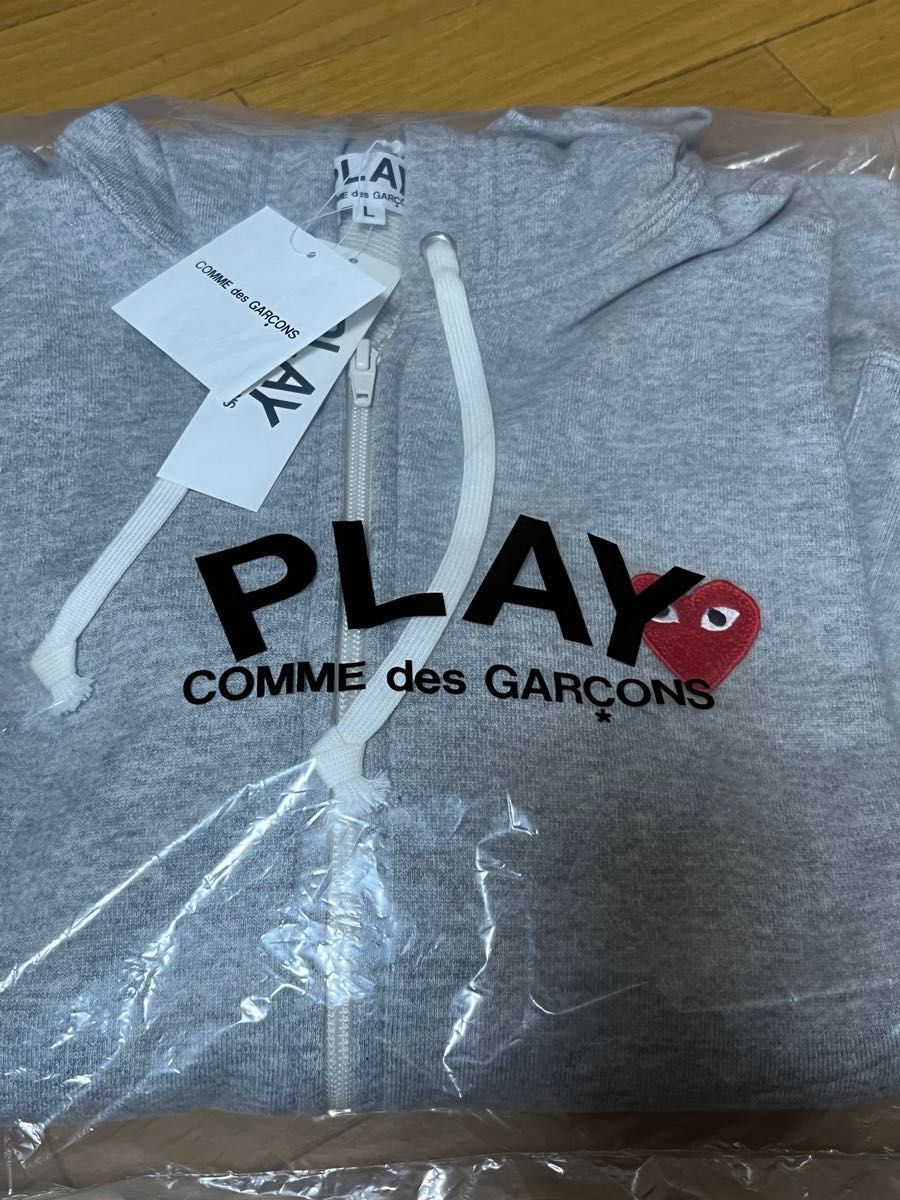 PLAY COMME des GARCONS プレイコムデギャルソン ジップアップスウェットパーカー レディース Ｌサイズ