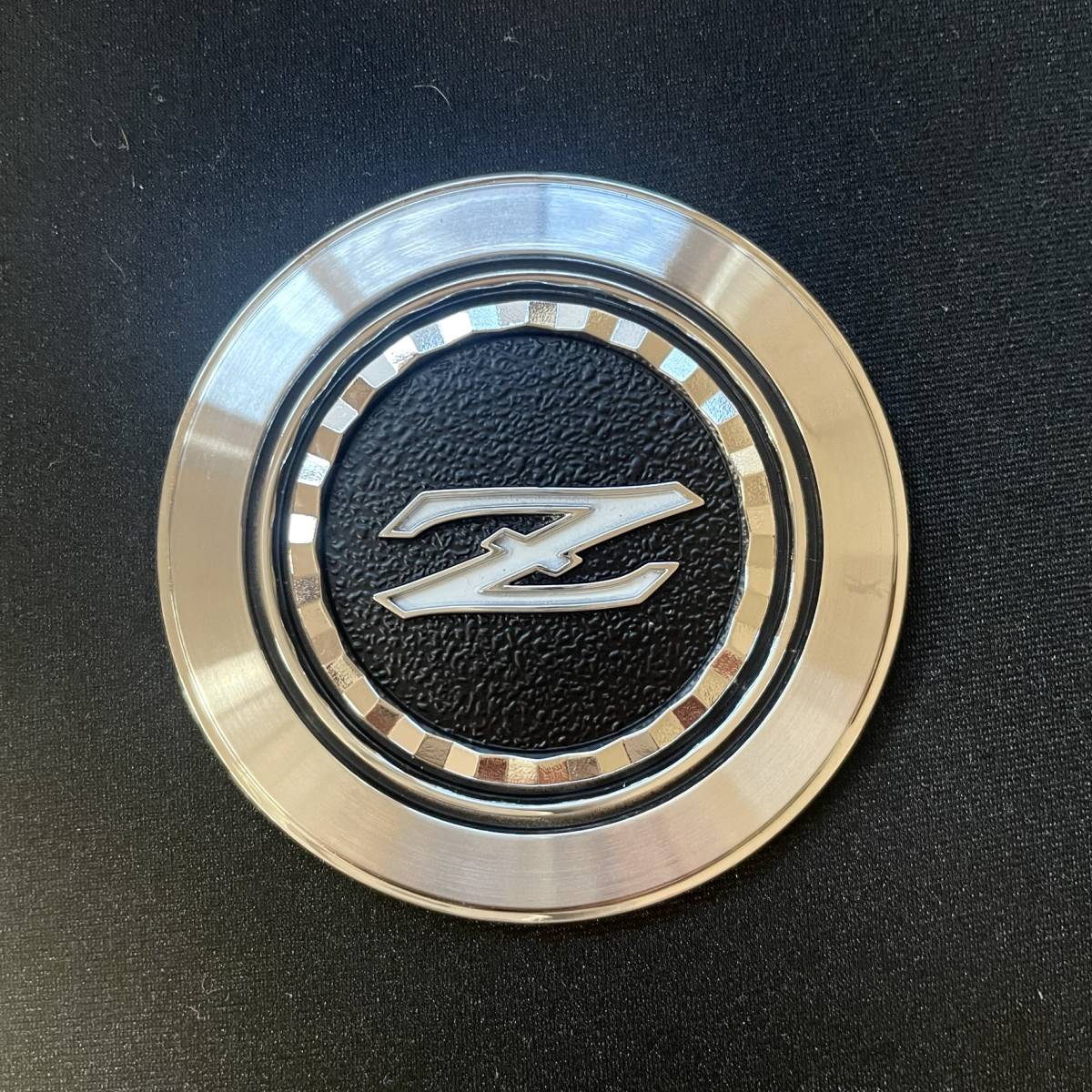 新品 フェアレディ Z S402 S30 240Z フロント フード ボンネット 新品 フェアレディ Z S402 S30 240Z フロント フード ボンネット