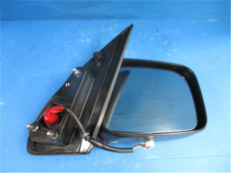  Isuzu small size original Como { JVW2E26 } right side mirror P41800-23002695