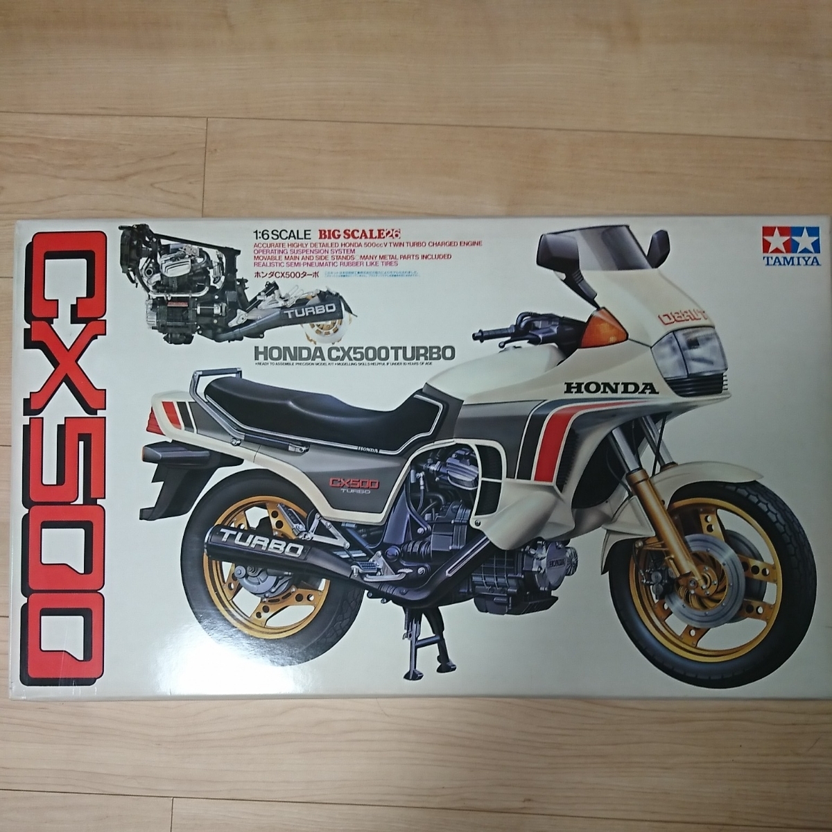 Tamiya 1/6本田CX500渦輪未組裝的初步貼花包括在內    原文:タミヤ1/6 ホンダ CX500 ターボ 未組立 予備デカール付き