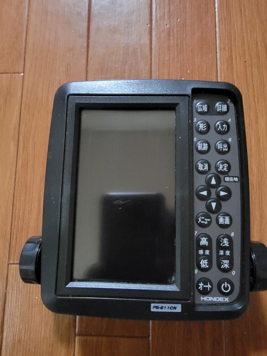 動作品 ホンデックス PS-611CN 5型ワイド ポータブルGPS内蔵プロッター