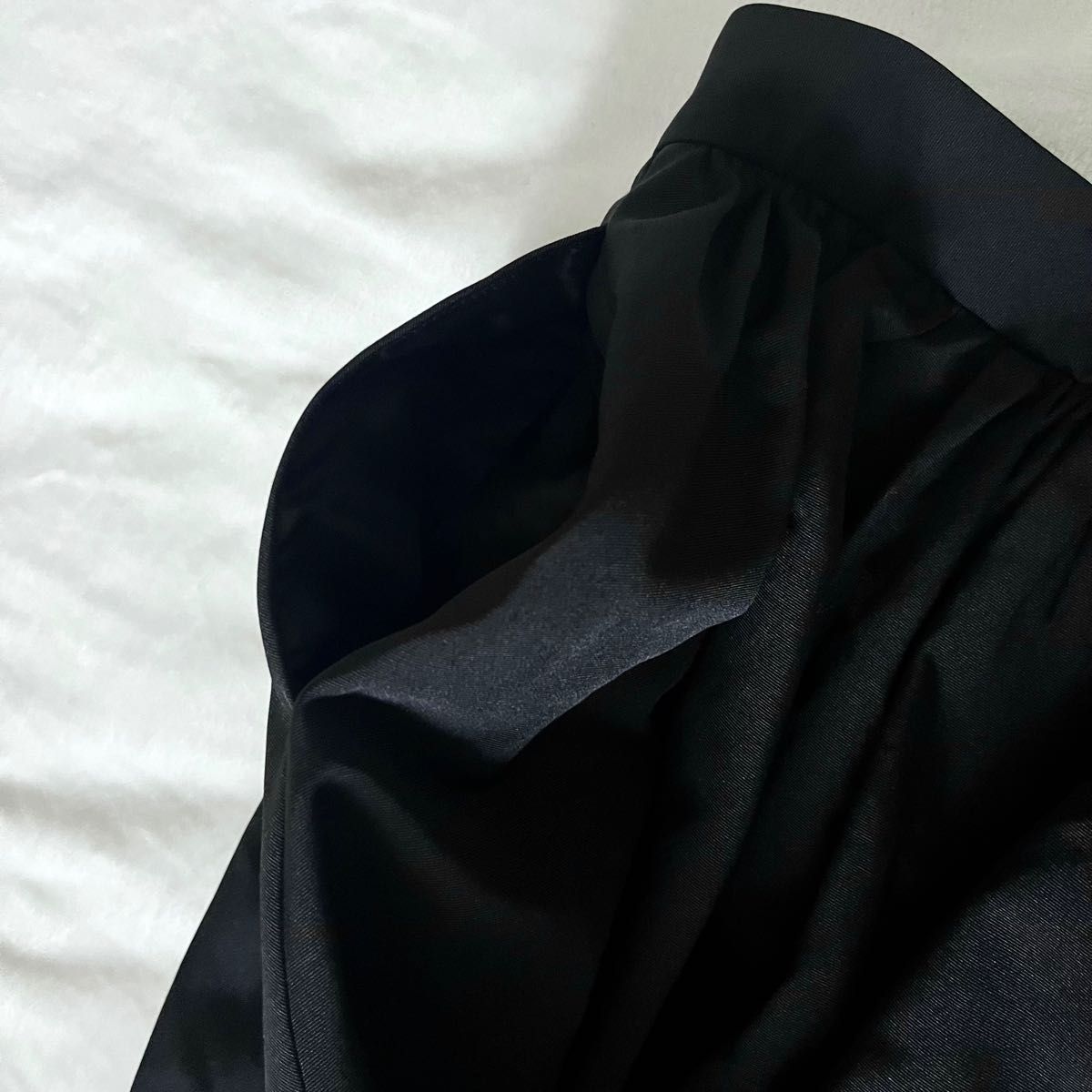 新品未使用タグ付き　MECRE タックバルーンボリュームスカート　ブラック　黒　メクル　ロング　バルーンスカート