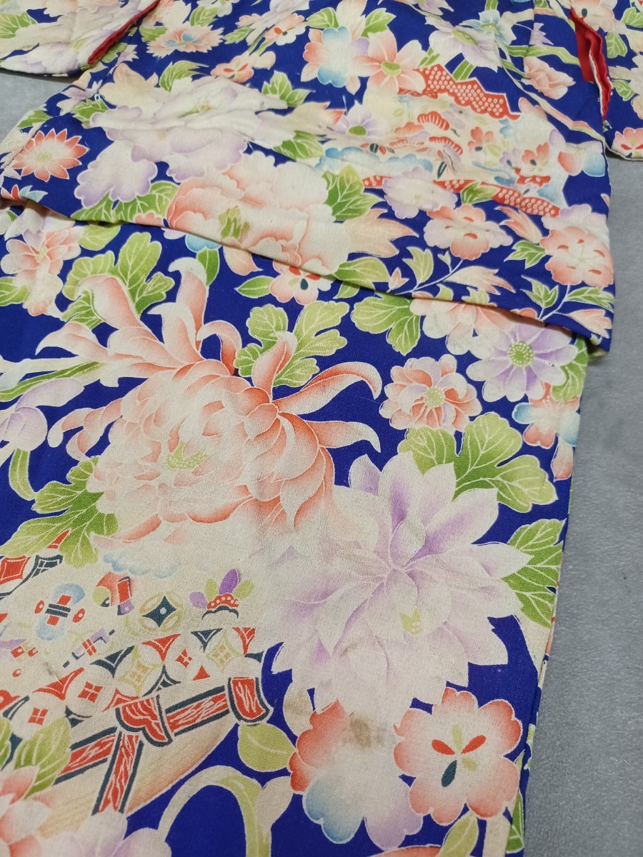  child kimono crepe-de-chine antique cotton entering floral print Japanese clothes Japanese clothes Japan remake flap secondhand goods old cloth hole dirt equipped retro pattern dress length 74cm× width of a garment 30cm