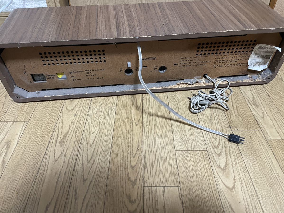 Grundig グルンディッヒ ラジオ 昭和レトロ ヴィンテージ Grundig グルンディッヒ ラジオ 昭和レトロ ヴィンテージ