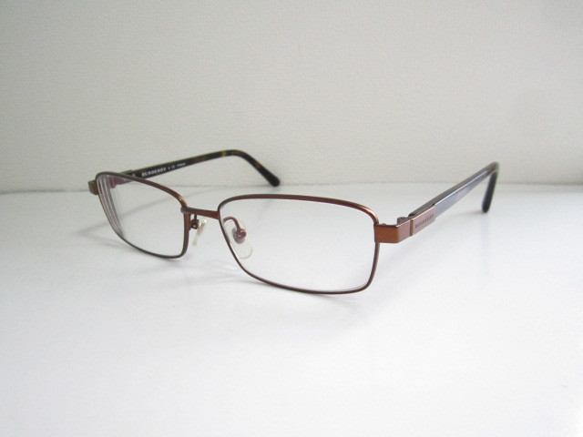 唐◆BURBERRY　TITANIUM　B 1287 TD　1212　バーバリー　スクエア型　ブラウン系　コンビ　眼鏡　中古品_画像1