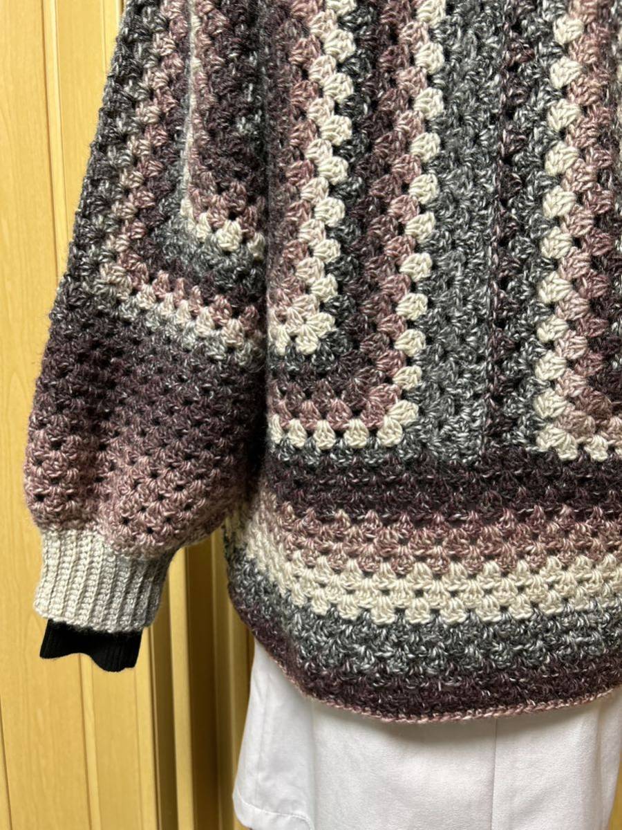 新品 ハンドメイド 手編み グラニー編みのゆったりカーディガン 新品 ハンドメイド 手編み グラニー編みのゆったりカーディガン