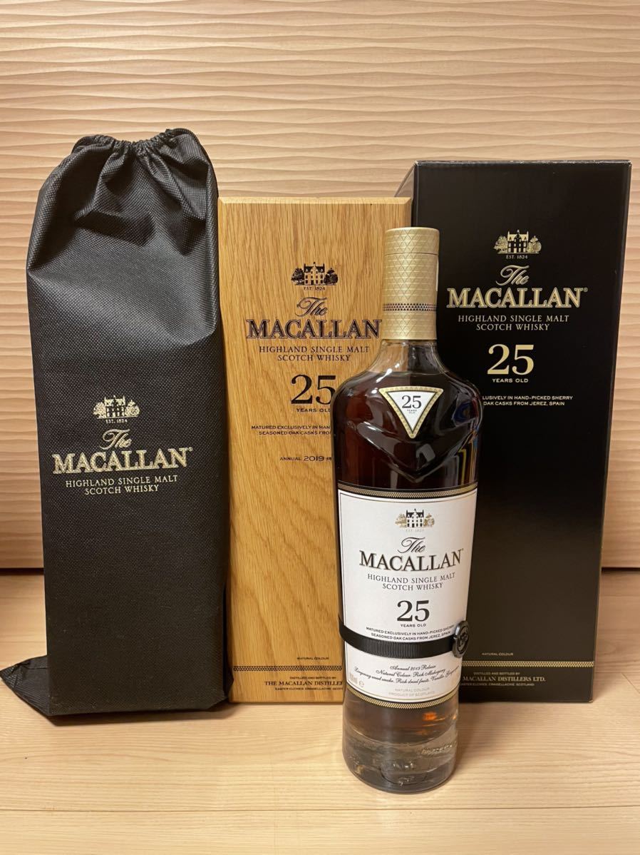 未開封品】The MACALLAN(マッカラン)25年 シェリーオーク 2019 43