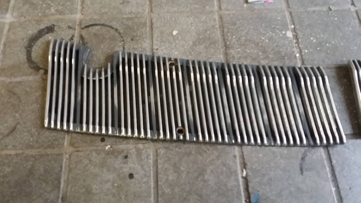 Cedric 330 Cowl Top Cover for Braham Rare 原文:セドリック330カウルトップカバーブロアム用希少