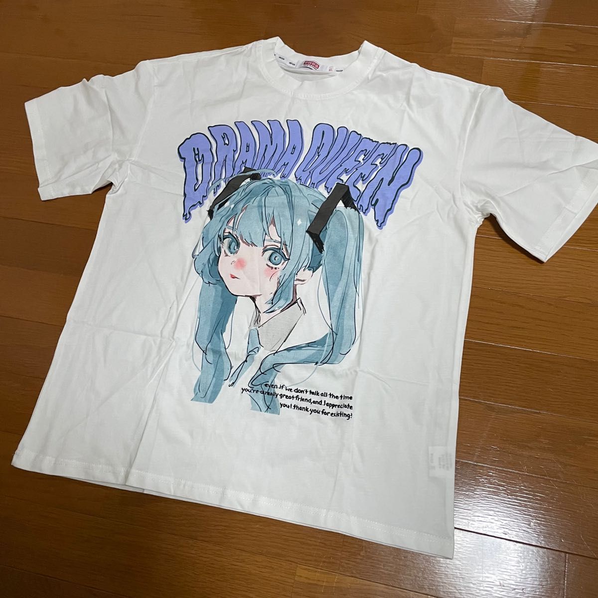 madeextreme レトロアニメ 女の子 ver1 Tシャツ M｜PayPayフリマ