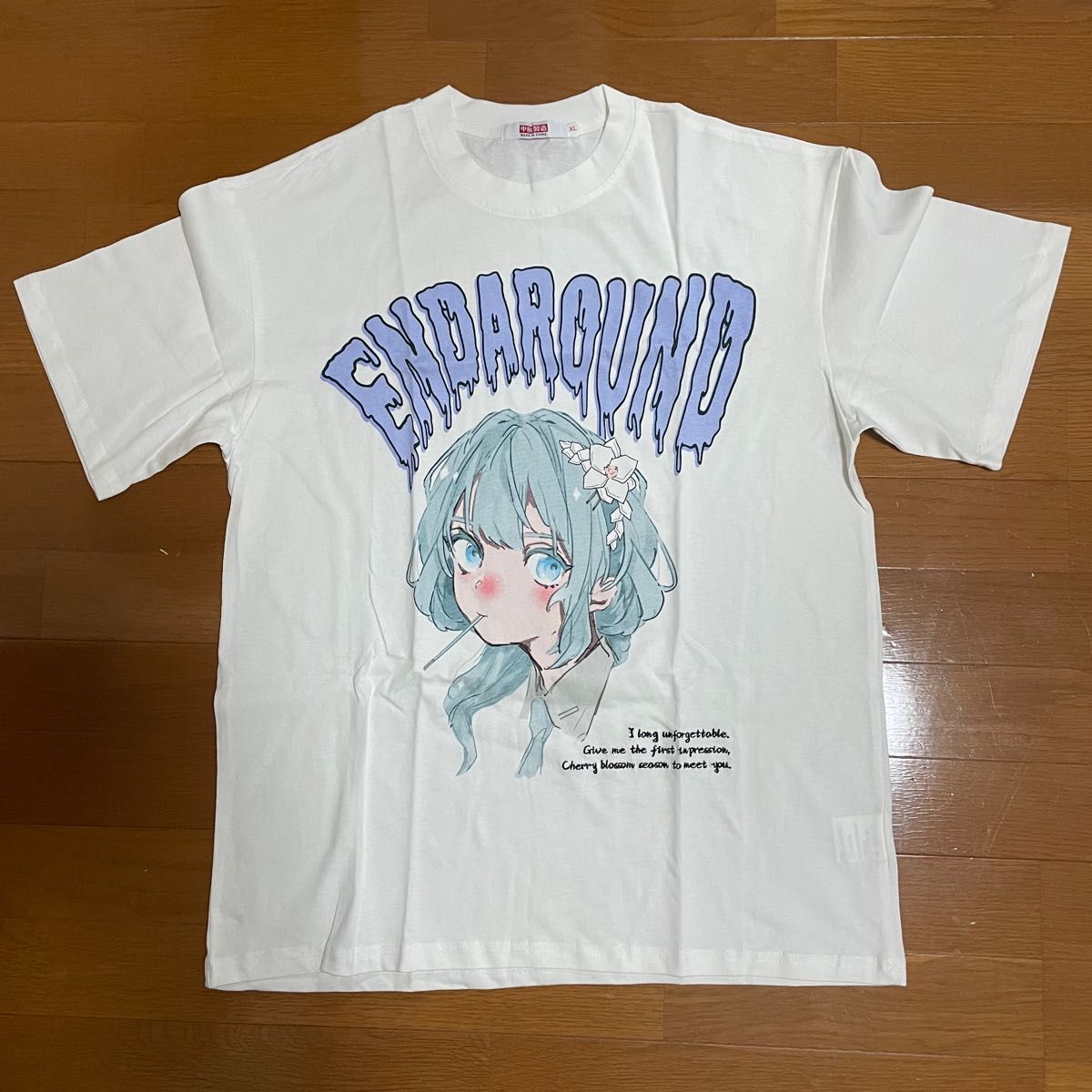 madeextreme レトロアニメ風 かわいい女の子 Tシャツ