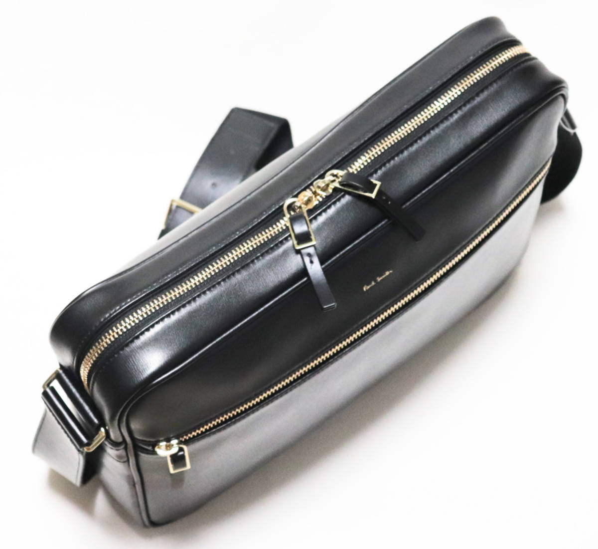 Paul Smith ポールスミス》新品 水・傷に強い パルメラート加工 Paul Smith ポールスミス》新品 水・傷に強い パルメラート加工