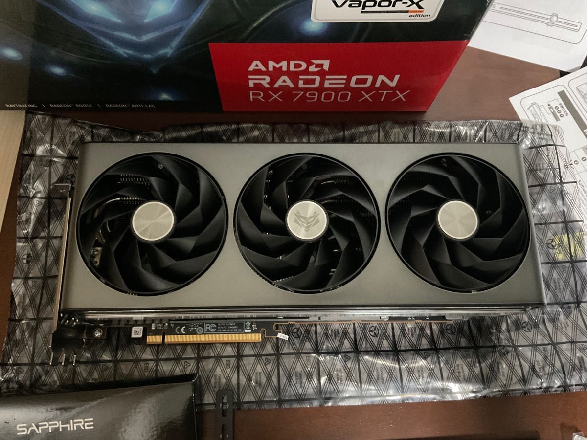 SAPPHIRE NITRO+ Radeon RX 7900XTX GAMING OC VAPOR-X 24GB SAPPHIRE NITRO+ Radeon RX 7900XTX GAMING OC VAPOR-X 24GB