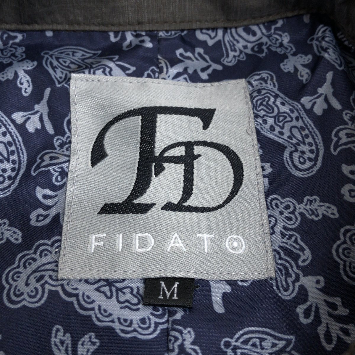 ●美品 FIDATO ファダート 背抜き M-65 フィールドジャケット M オリーブ系 カーキ系 ブルゾン 国内正規品 メンズ 紳士_画像3