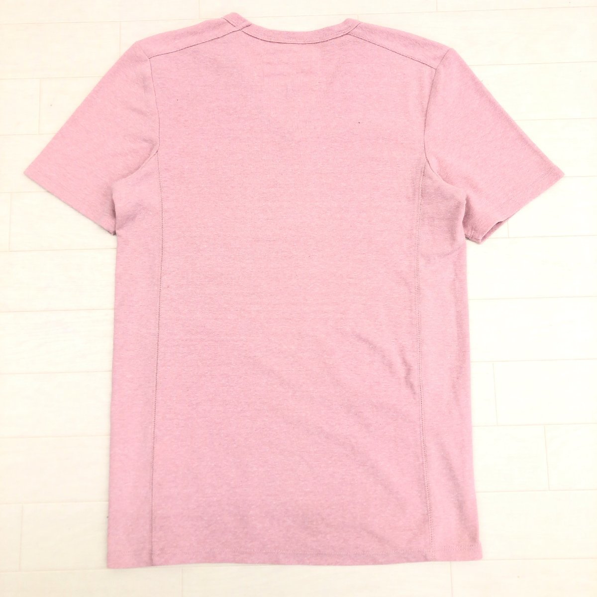 URBAN RESEARCH アーバンリサーチ ロゴ刺繍 ストレッチ Vネック Tシャツ 38(M) ピンク系 半袖 国内正規品 メンズ 紳士の画像2