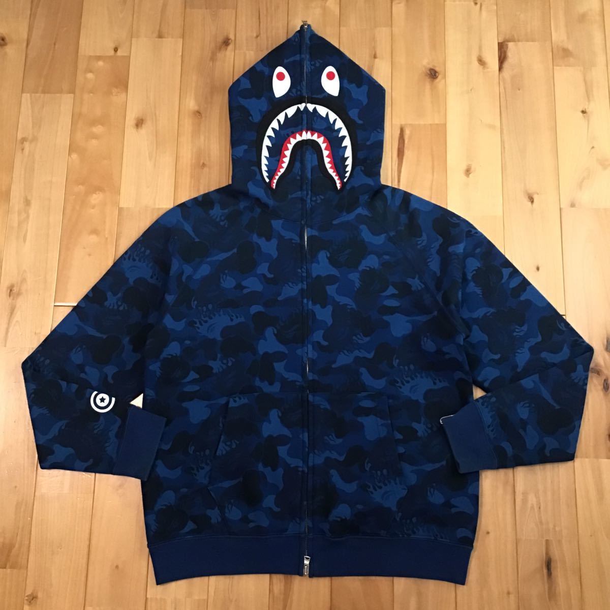 ★ムック限定★ ファイヤーカモ シャーク パーカー Sサイズ shark full zip hoodie a bathing ape BAPE fire camo エイプ ベイプ z5575_画像1