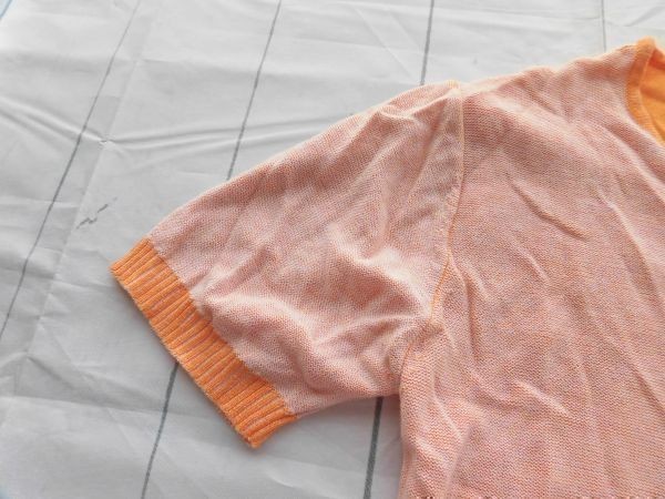 ei-1790　■　オレンジのTシャツ　■ レディース　Tシャツ　半袖　オレンジ　サイズM位　襟もとに組みひものTシャツ_画像9