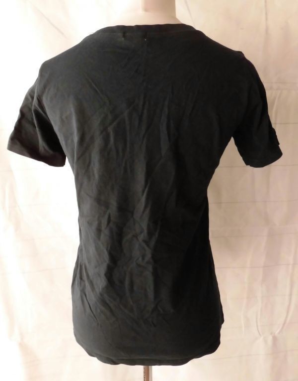 ei-1095　■ musmusm　■ レディース　Tシャツ　サイズM　半袖　黒　英字柄のTシャツ_画像4