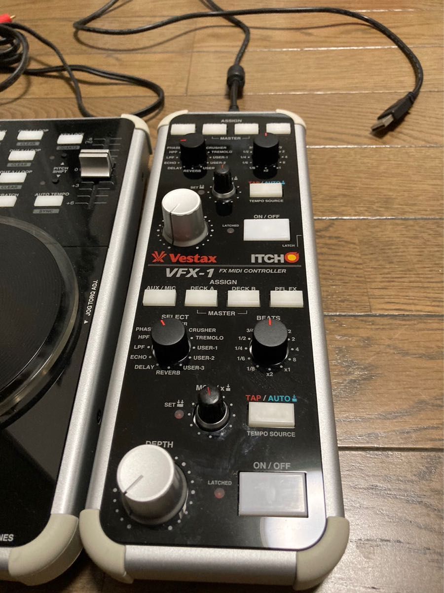 Vestax VCI-300 VFX-1 PCDJコントローラーセット ターンテーブル Vestax VCI-300 VFX-1 PCDJコントローラーセット ターンテーブル