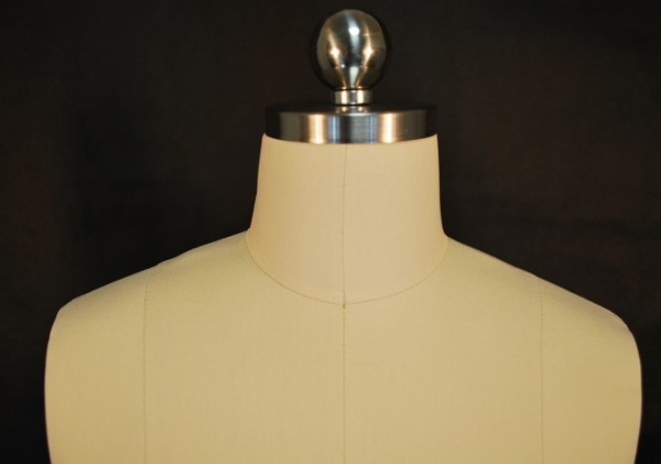 ドレスフォーム 人台 洋裁用ボディ 裁縫用具11号　DO-F11A　NEW 女性 マネキン トルソー デザイン_画像3