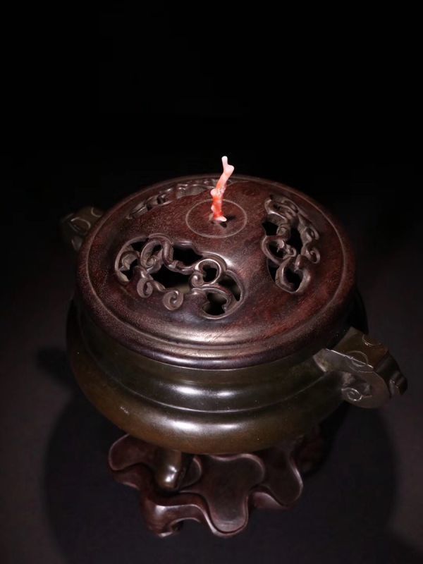 清代 永世之寶 古銅彫 如意耳三足老銅香薰炉」旧銅器 置物擺件 賞物