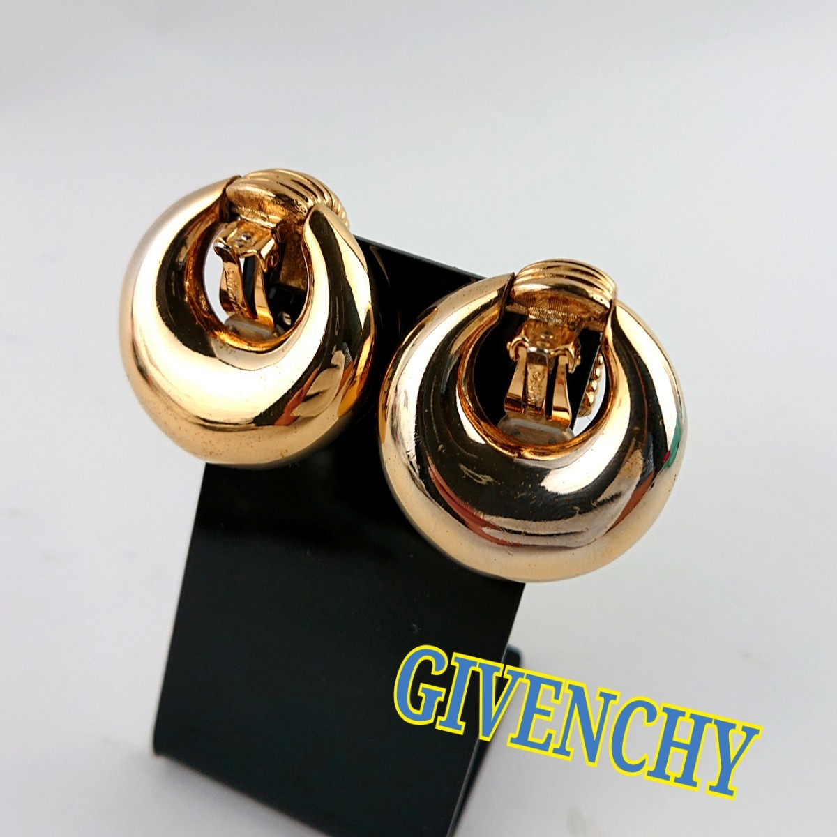 新作入荷!!】 GIVENCHY イヤリング イヤリング、ピアス