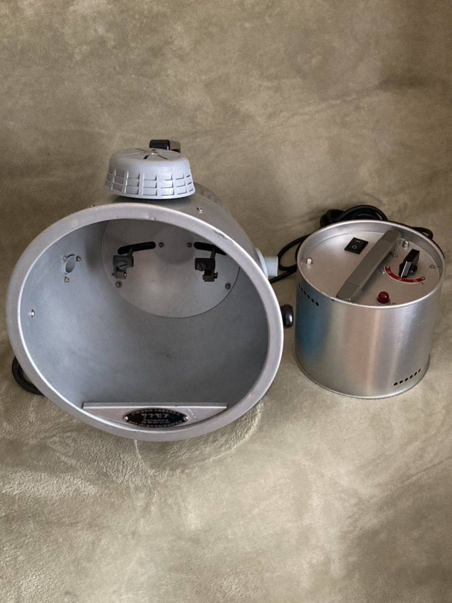 サナモア光線治療器 8号 凹みあり 動作問題なし サナモア光線治療器 8号 凹みあり 動作問題なし