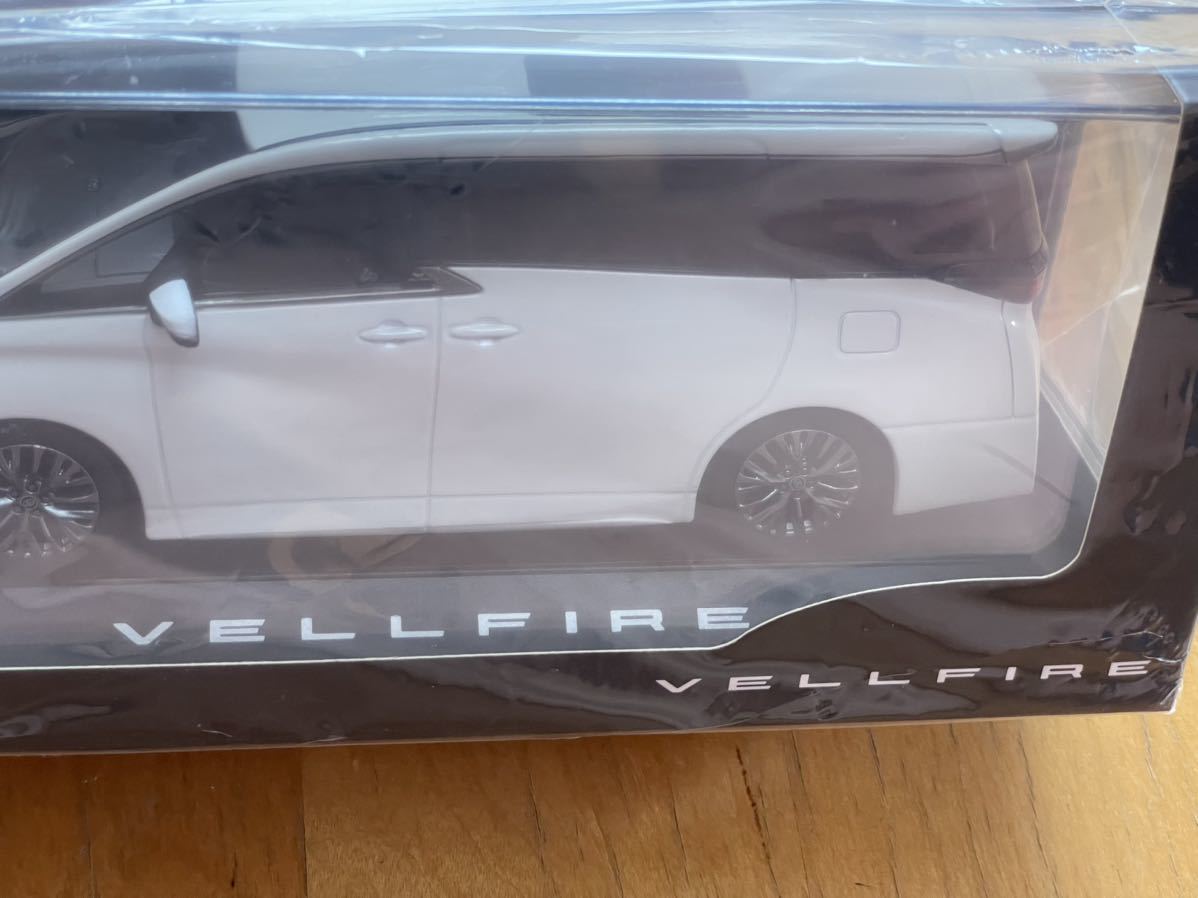 ヴェルファイア VELLFIRE 新型 40系 非売品 アルベル ミニカー 089