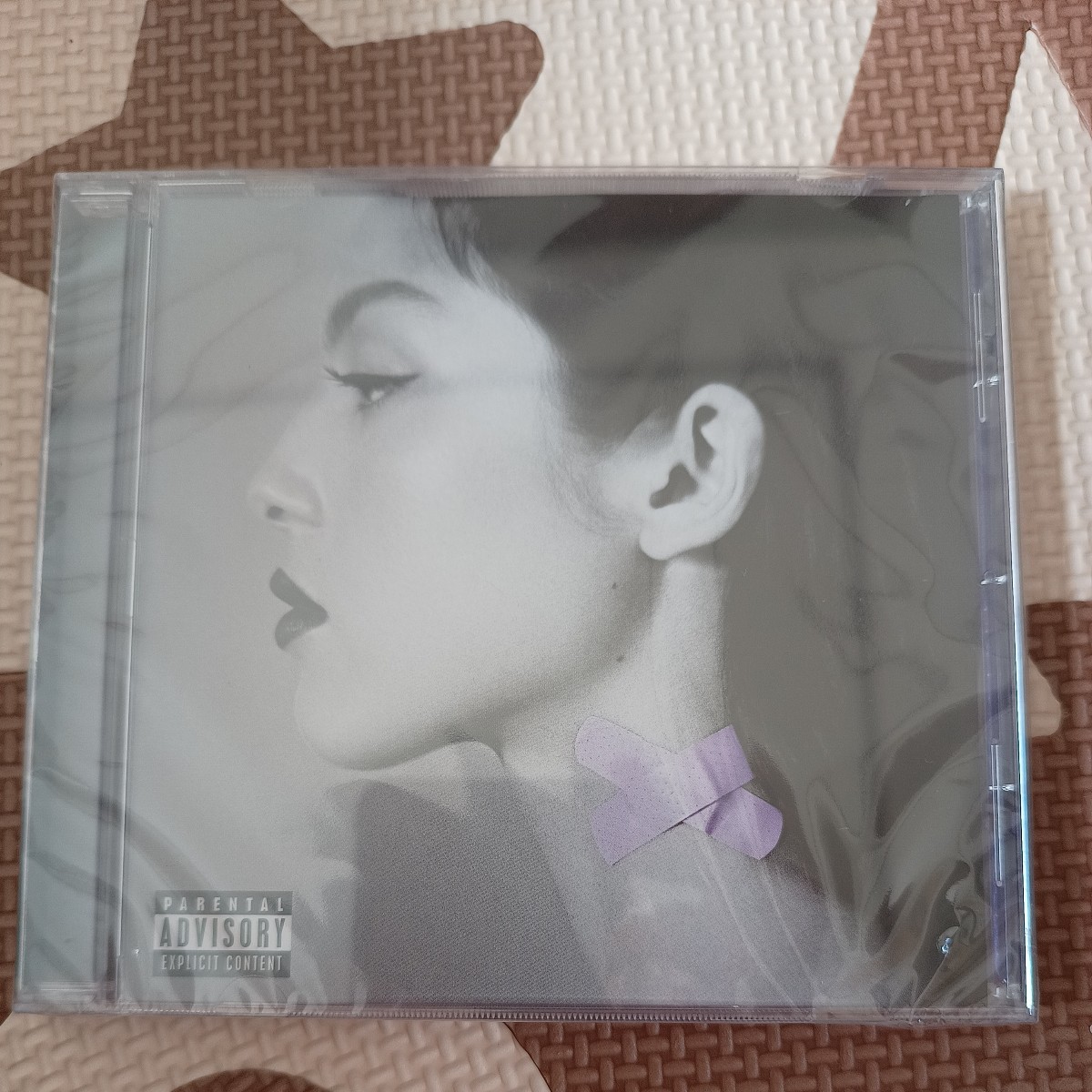 Olivia Rodrigo オリヴィア・ロドリゴ Vampire Official Limited Single CD シングル NUTs Sour _画像1