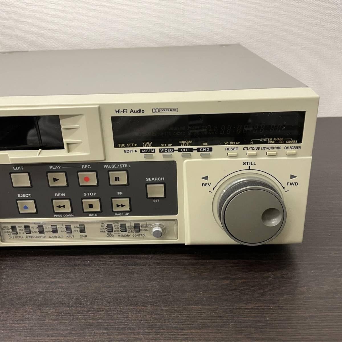 Panasonic AG-7650 S-VHS業務用ビデオデッキ 通電確認、再生確認済