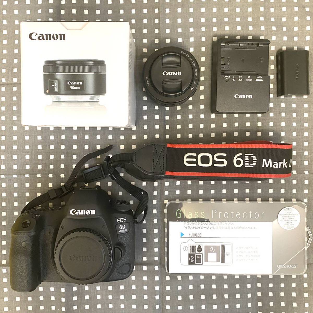 『Canon キヤノン EOS 6D MARKⅡ ボディ＆バッテリー(LC−E6、LP−E6)＆EF50mmレンズ (箱付)＆新品カメラ用液晶保護フィルム』