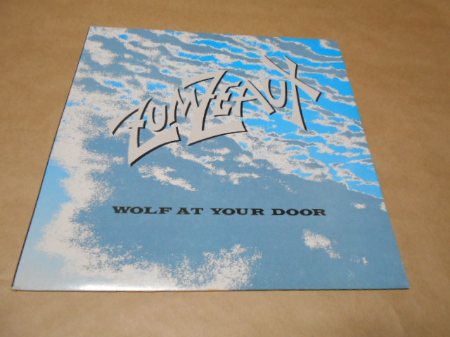 LP　ZUMZEAUX　　WOLF　AT　YOUR　DOOR_画像1