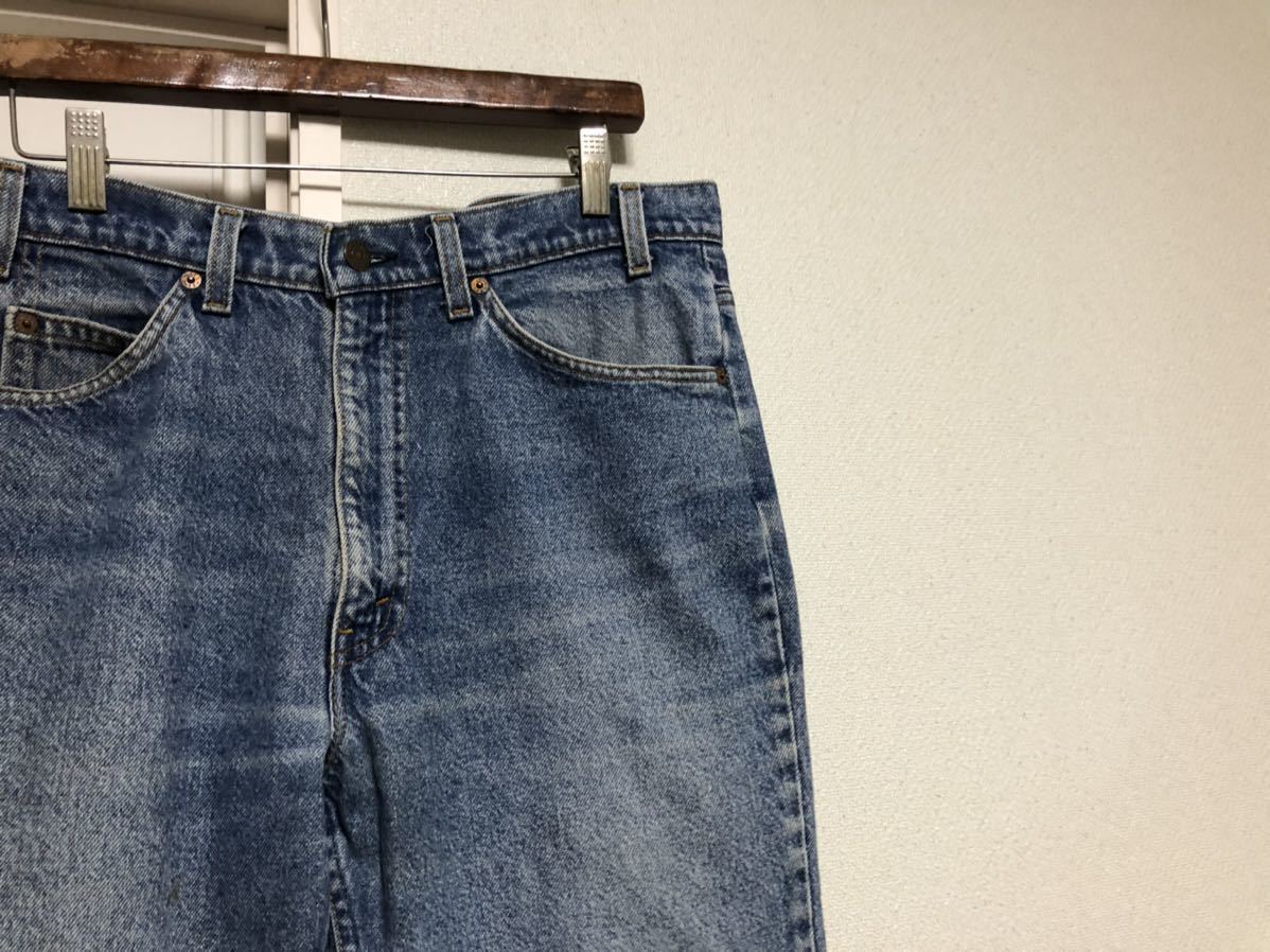 88年6月80sヴィンテージMADE IN USAアメリカ製Levi's リーバイス20517-0217デニムパンツ ボタン裏585表記W34実測W87cmL70cm小穴ありの画像1