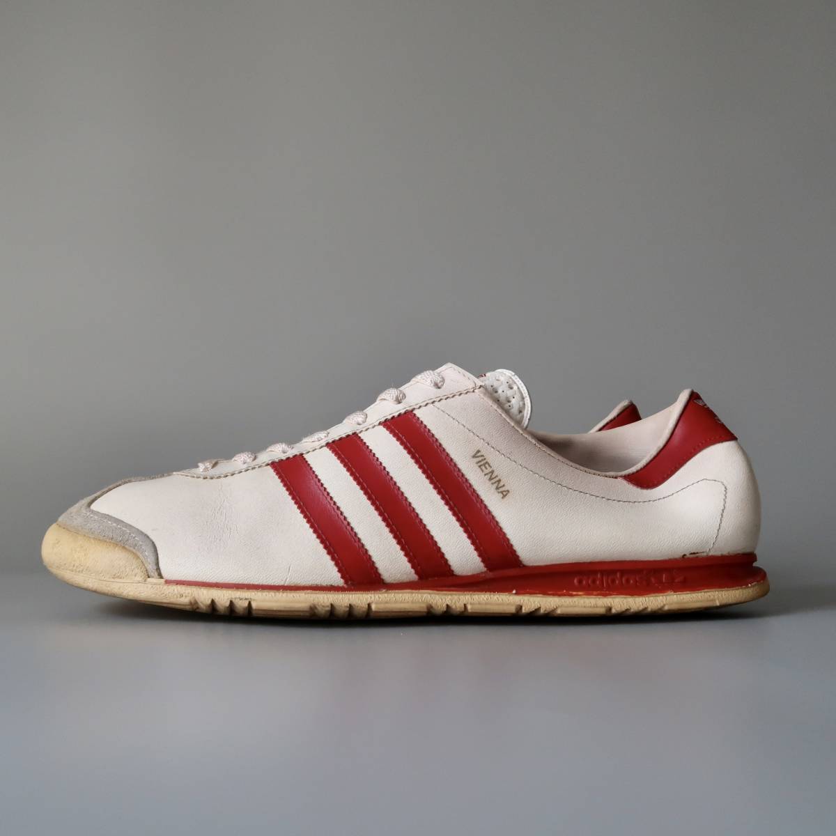 2022年製 新品】 名作 70's adidas 【VIENNA】ホワイト×レッドレザー