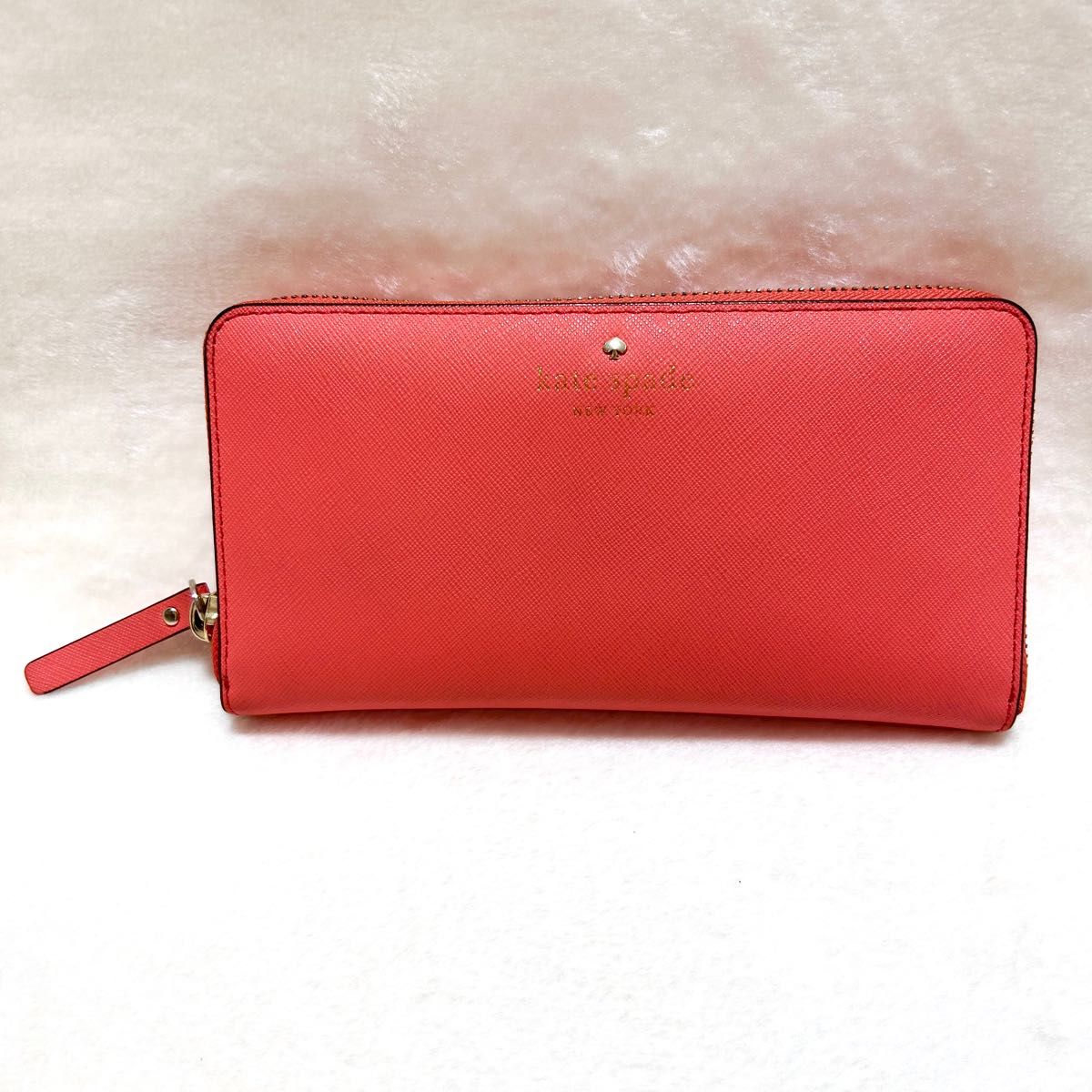 【美品】kate spade　長財布　オレンジ　PWRU3898 ラウンドファスナー レザー ケイトスペード