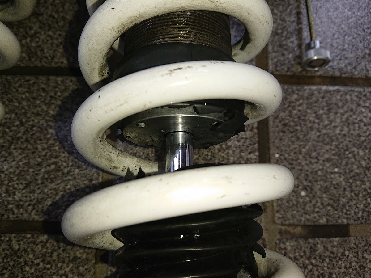 Hkshipermax 全開式汽車諧波懸架前排二手skyline R34 R33 R32 Stagea等原文 hks Hipermax フルタップ 車高調サスペンションフロント中古スカイラインr34 r33 r32 ステージア等 Hkshipermax 全開式汽車諧波懸架前排二手skyline R34 R33 R32 Stagea等原文 hks Hipermax フルタップ 車高調サスペンションフロント中古スカイラインr34 r33 r32 ステージア等