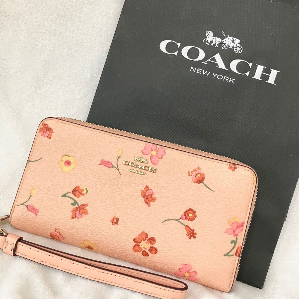 COACH】美品 フローラル 長財布 レディース コーチ 小物 花柄 財布