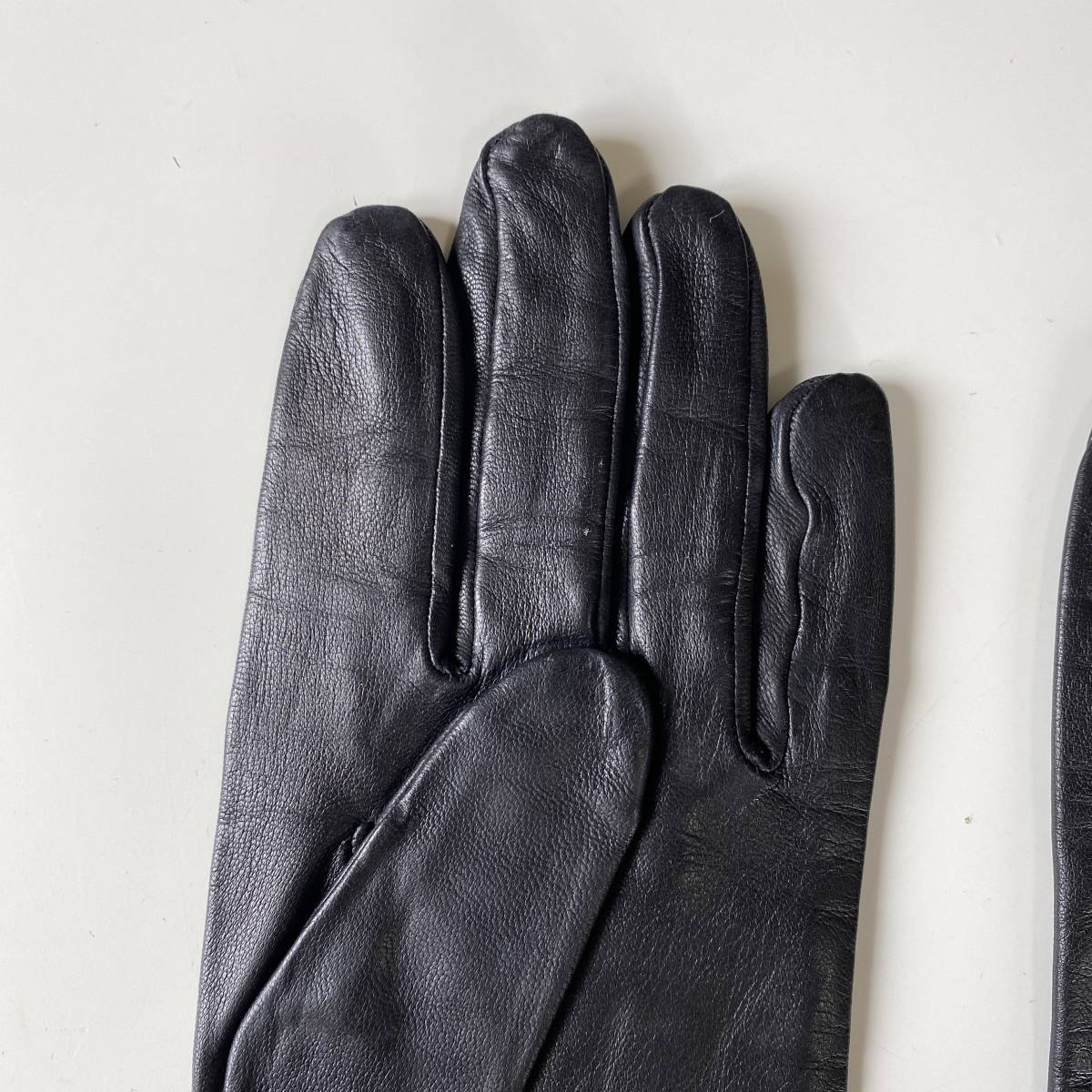 [ beautiful goods ] Loewe LOEWE lady's leather glove black black leather gloves size 7 silk lining France made 