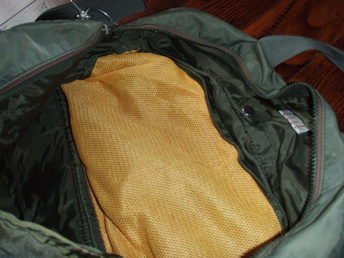 ELLE ACTIVE nylon tote bag khaki green removal possible shoulder .. belt attaching 