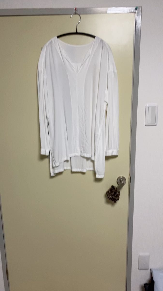 アダストリア　　プルオーバー　