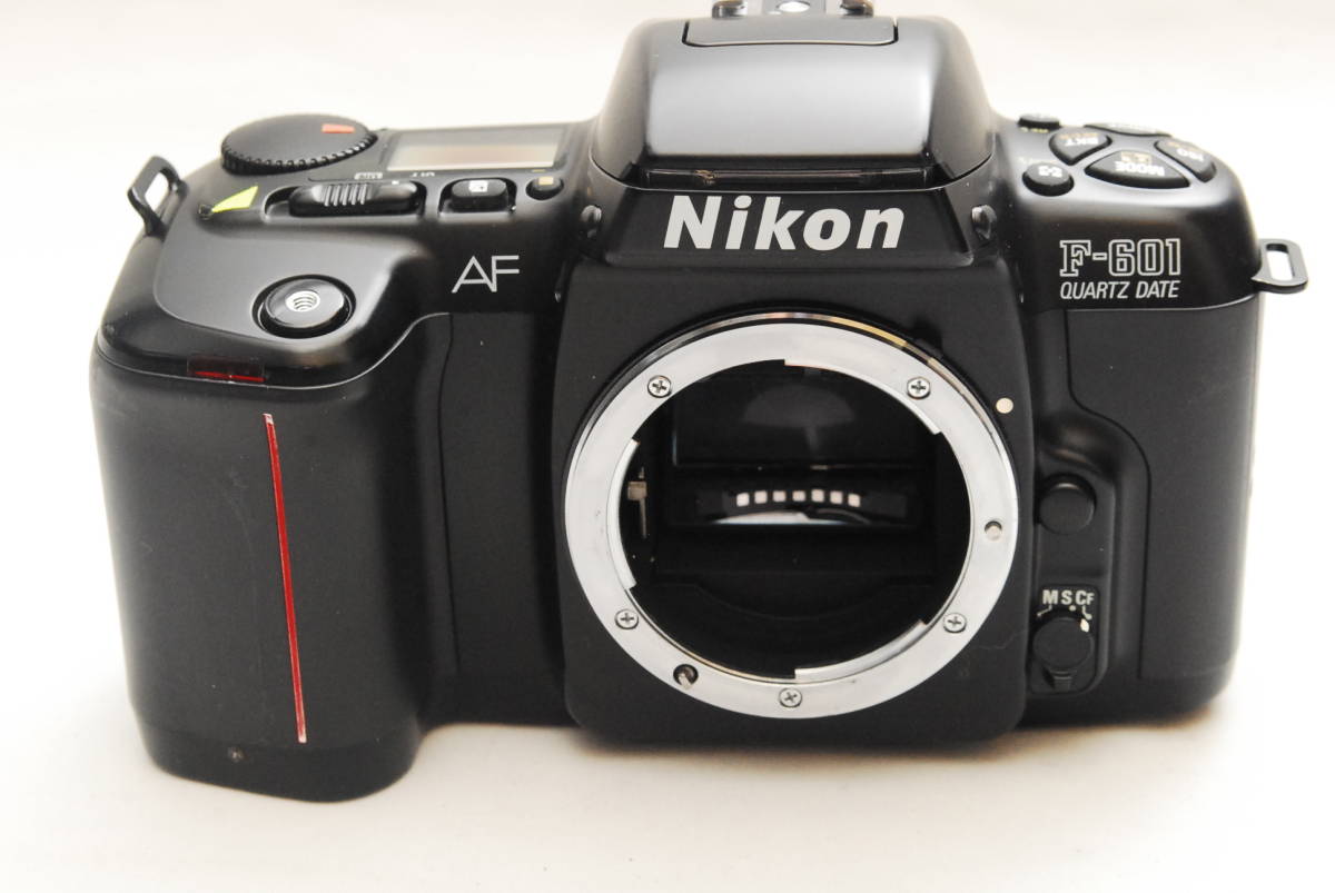 Nikon F-601 QUARTZDATE (完動品）　0725-15_画像1