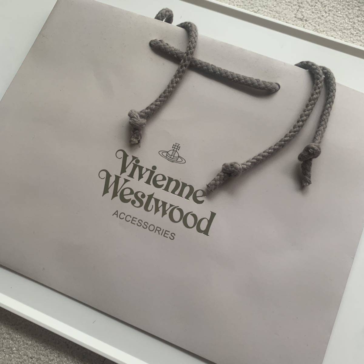 新品 未使用 vivienne westwood 二つ折り財布 ヴィヴィアン 月星ハート