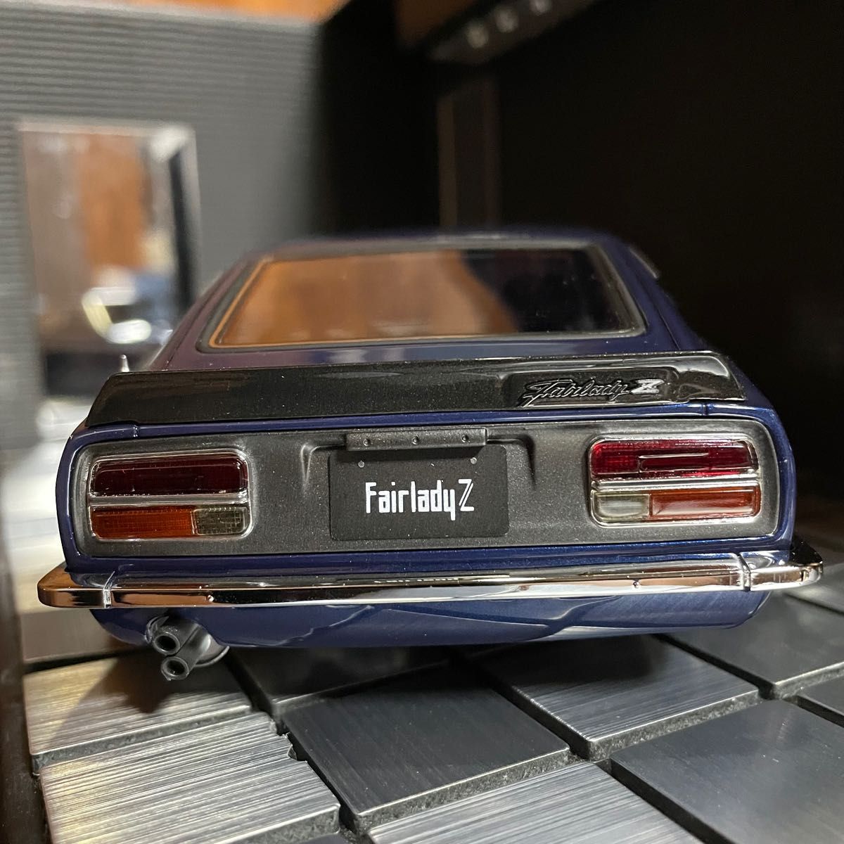 イグニッションモデル 1/18 日産 フェアレディーZ(S30)カスタム イグニッションモデル 1/18 日産 フェアレディーZ(S30)カスタム