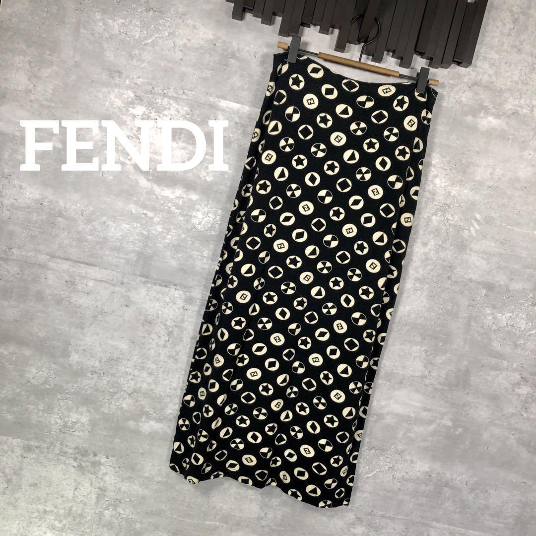 卸し売り購入 『FENDI』フェンディ (40) 総柄スカート / maglia タイト